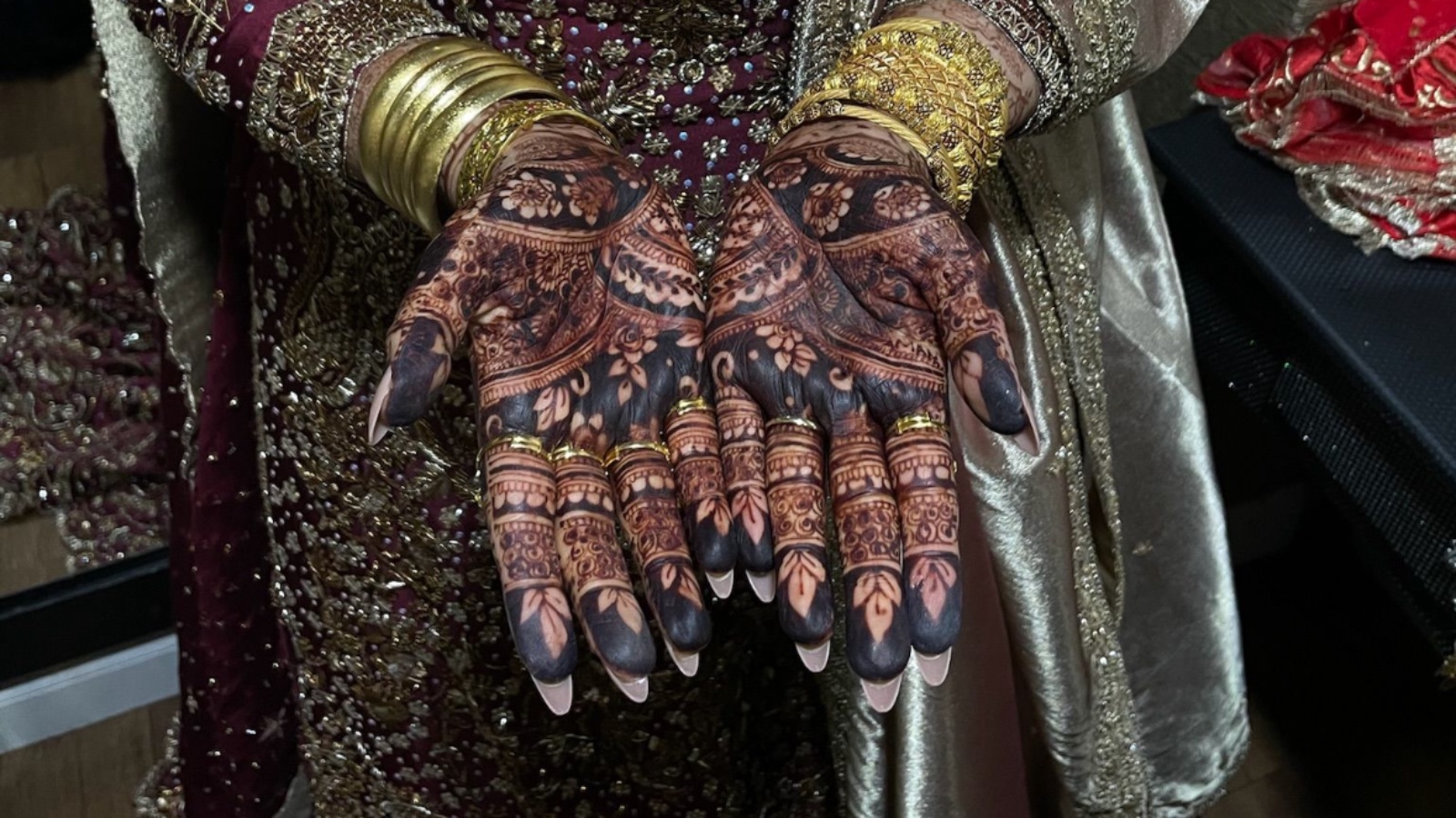 Henna By Sakina